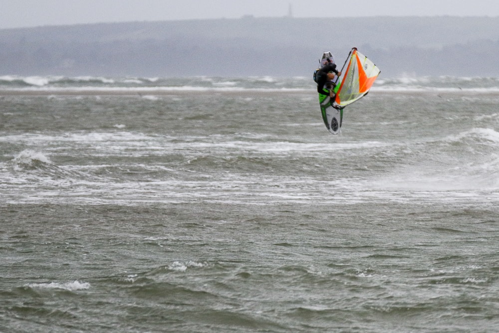 Lancement de la marque de sports nautiques et de sports d'action EXIT #2