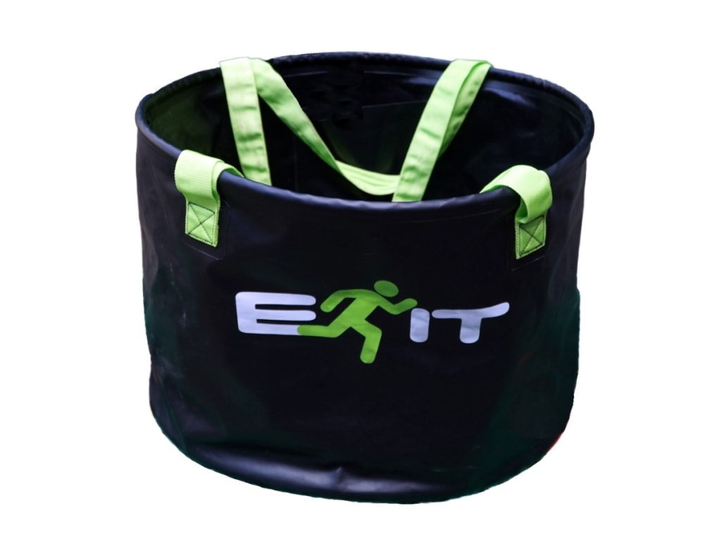 X – Wetsuit Change Bucket - better than changing mat or wetbag